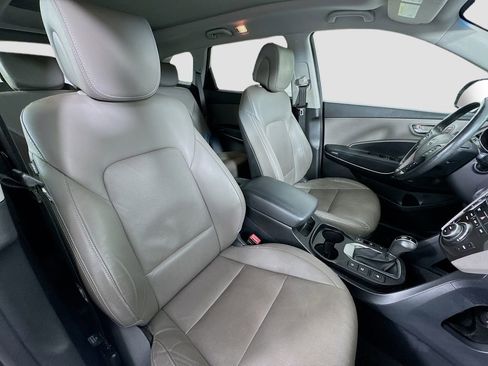 Used 2019 Hyundai Santa Fe XL FWD image 32