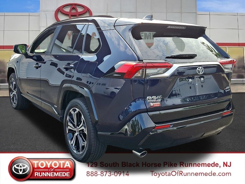 Certified 2025 Toyota RAV4 XSE AWD/4WD image 4