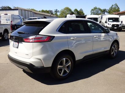Used 2024 Ford Edge SEL w/ Convenience Package