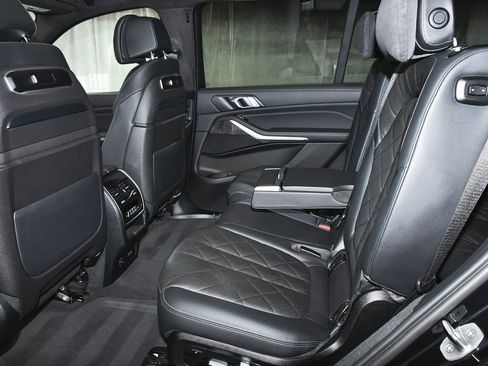 Used 2023 BMW X7 xDrive40i w/ M Sport Package image 56