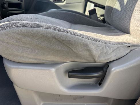 Used 2002 Ford Windstar LX image 13