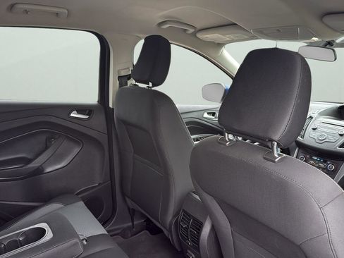 Used 2018 Ford Escape SE image 29