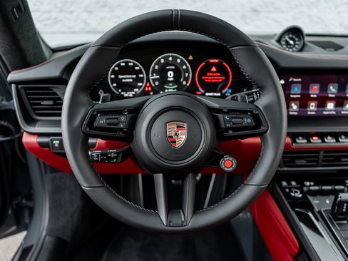 Used 2026 Porsche 911 Carrera GTS image 32