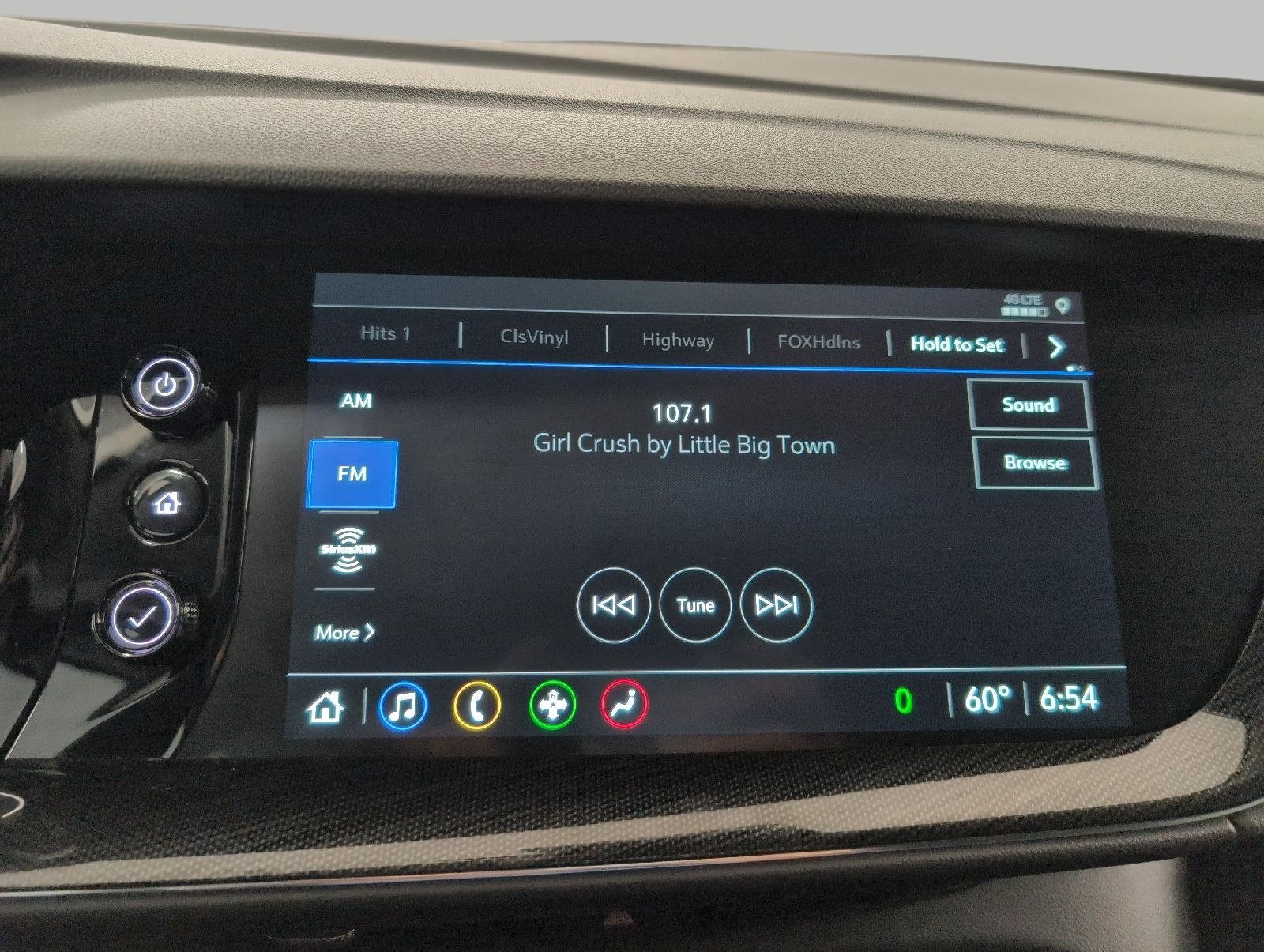 Used 2023 Buick Envision Essence AWD/4WD image 7
