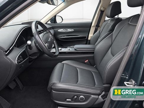 Used 2022 Genesis GV70 2.5T AWD/4WD image 10