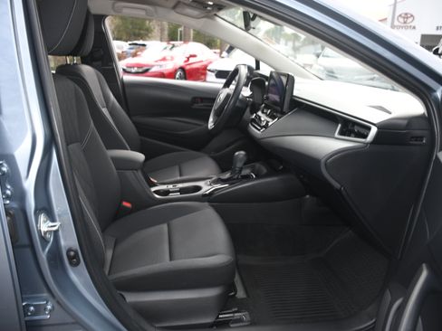 Certified 2025 Toyota Corolla LE image 19