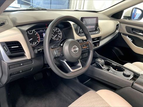 Used 2023 Nissan Rogue SV AWD/4WD image 8
