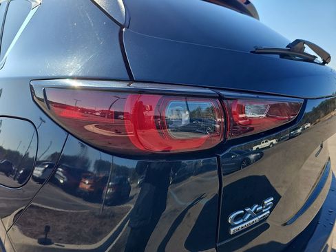 Used 2022 MAZDA CX-5 Signature image 38