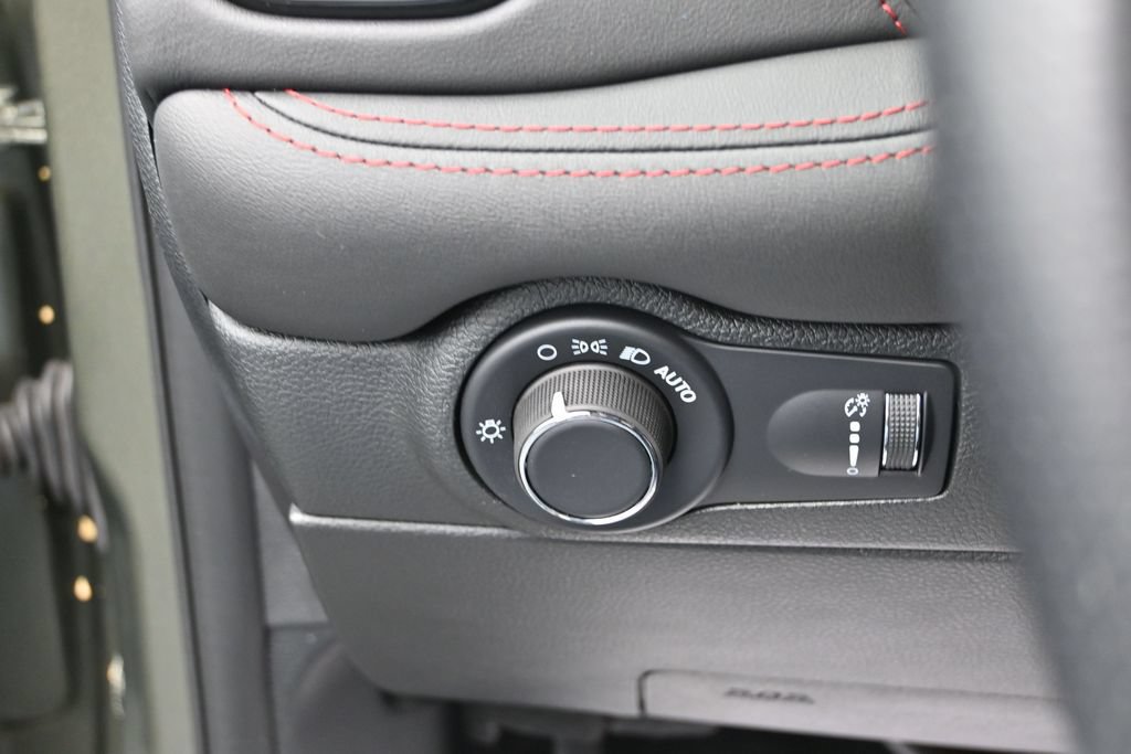 Used 2026 Dodge Durango GT AWD/4WD image 36