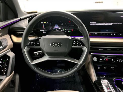 Certified 2025 Audi Q5 Premium Plus w/ Premium Plus image 8