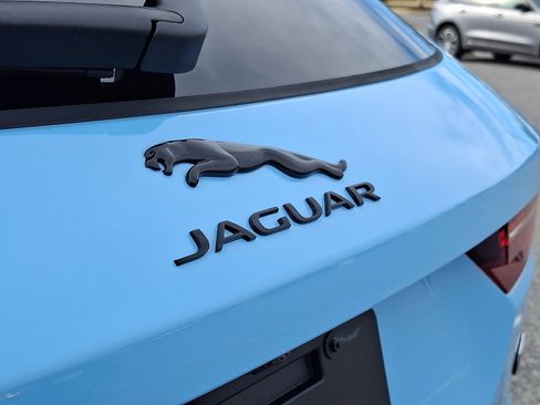 New 2026 Jaguar F-PACE SVR 575 Edition image 23