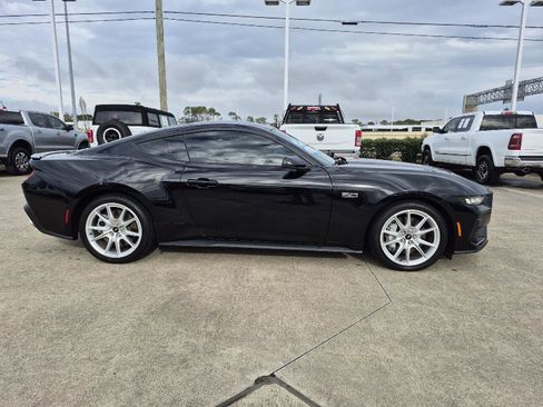 Certified 2024 Ford Mustang GT Premium image 4