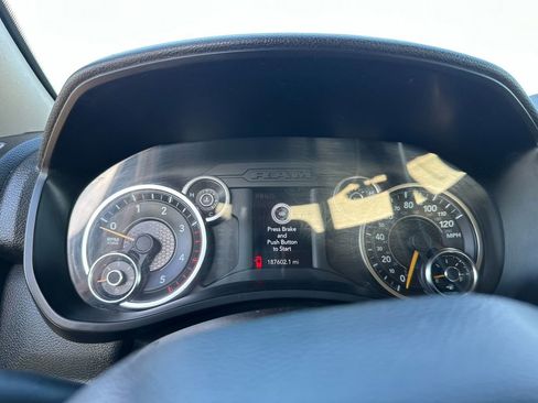 Used 2019 RAM 3500 Tradesman AWD/4WD image 38
