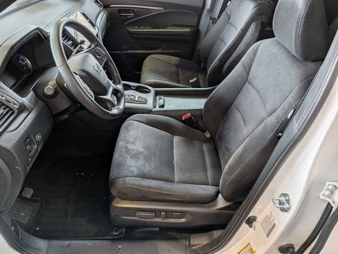 Used 2022 Honda Pilot Sport image 17