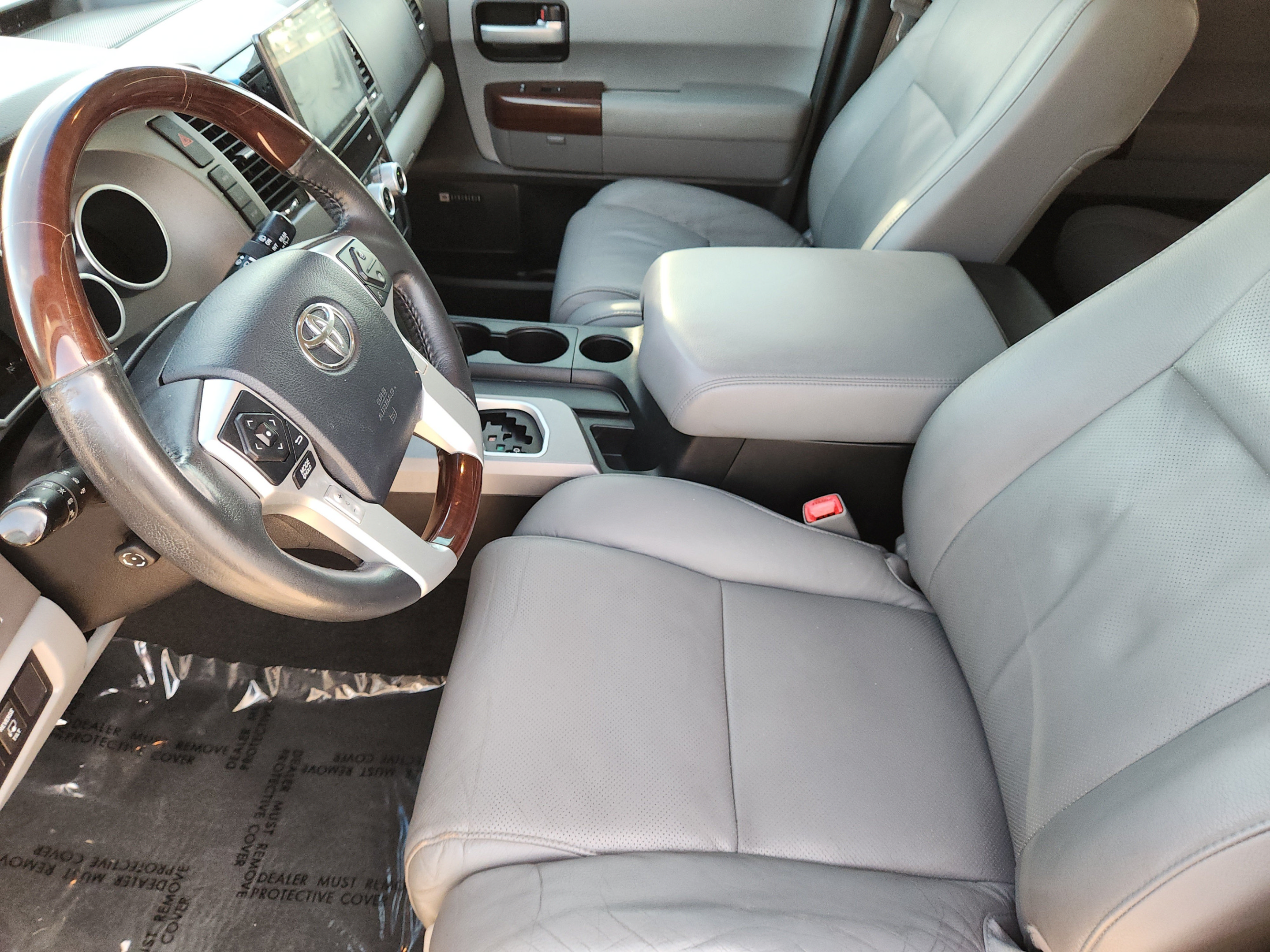 Used 2014 Toyota Sequoia Platinum RWD image 7