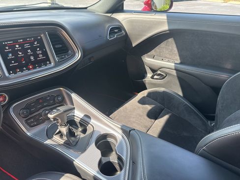 Used 2021 Dodge Challenger SRT Hellcat w/ Plus Package image 25