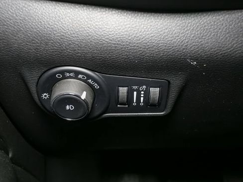 Used 2026 Jeep Compass Trailhawk AWD/4WD image 36