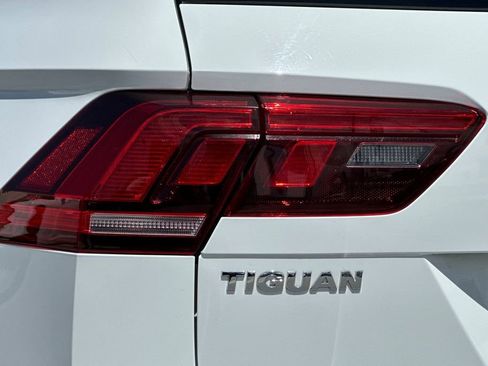 Used 2020 Volkswagen Tiguan S FWD image 26