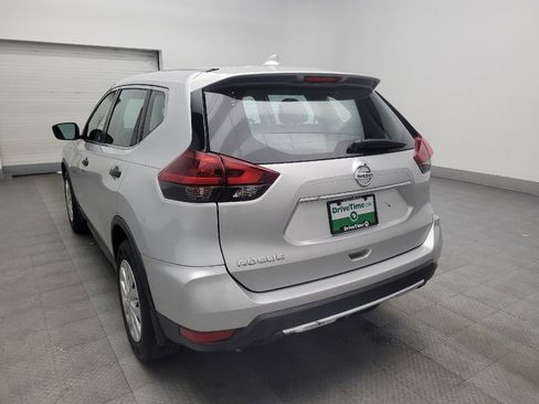 Used 2019 Nissan Rogue S FWD image 5