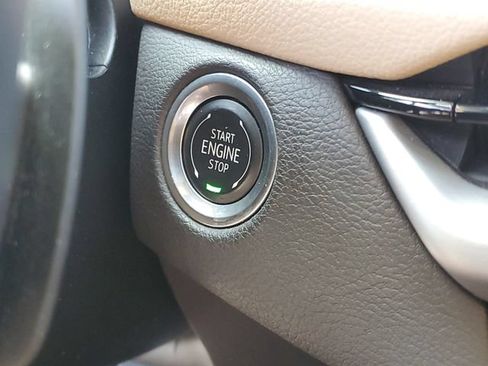 Certified 2024 Cadillac XT4 Luxury w/ Cold Weather Package AWD/4WD image 21