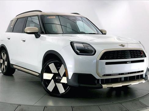 Certified 2025 MINI Cooper Countryman S w/ Comfort Package Max image 1