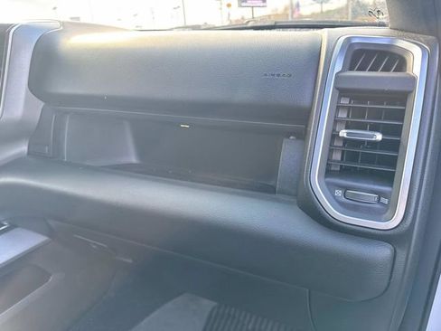 Used 2025 RAM 1500 Big Horn AWD/4WD image 23