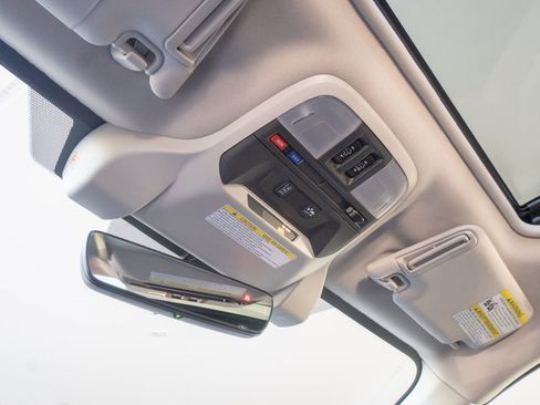 Used 2020 Subaru Crosstrek 2.0i Premium w/ Moonroof Package 2 image 14