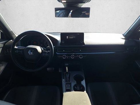 Used 2022 Honda Civic Sport image 16