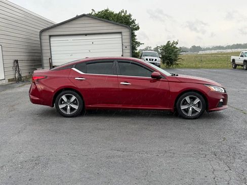 Used 2022 Nissan Altima 2.5 SV FWD image 4