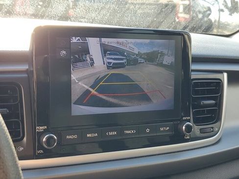 Used 2023 Kia Rio S image 25