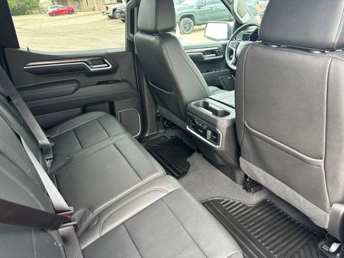Used 2022 Chevrolet Silverado 1500 LTZ w/ Technology Package AWD/4WD image 21