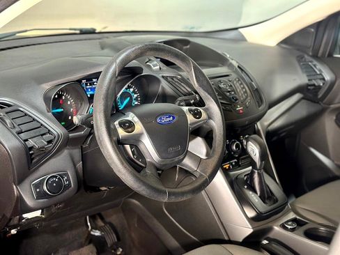 Used 2016 Ford Escape SE image 24