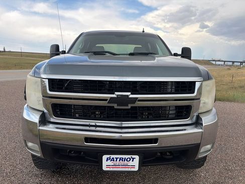 Used 2008 Chevrolet Silverado 2500 LTZ w/ Suspension Package, Off-Road AWD/4WD image 8