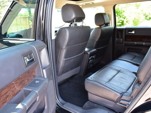 Used 2014 Ford Flex Limited w/ Equipment Group 303A AWD/4WD image 23