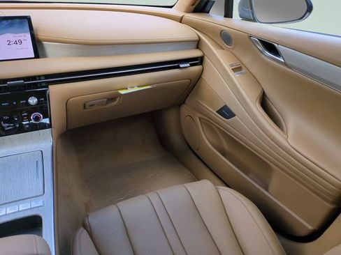 Certified 2025 Genesis G80 2.5T Advanced AWD/4WD image 14