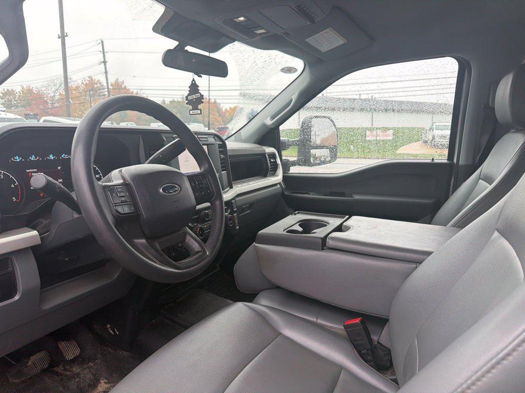 Used 2024 Ford F350 XL w/ Snow Plow Prep Package AWD/4WD image 8