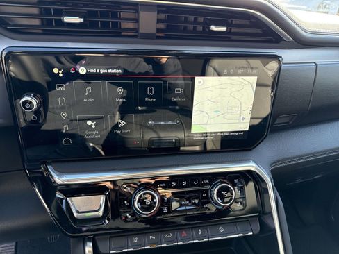 New 2026 GMC Sierra 2500 Denali w/ Denali Reserve Package image 15