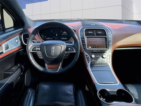 Used 2019 Lincoln Nautilus Black Label image 13