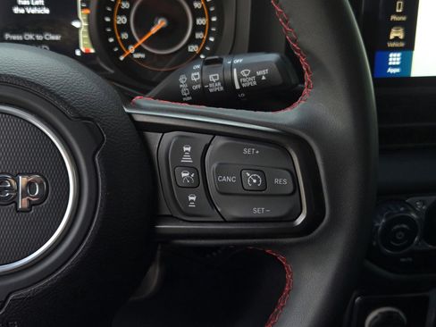 Used 2024 Jeep Wrangler Unlimited Rubicon image 20