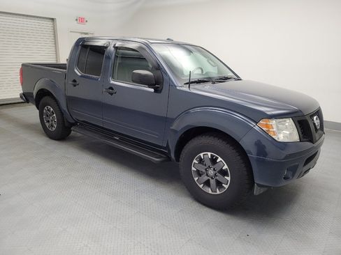 Used 2015 Nissan Frontier Desert Runner image 11