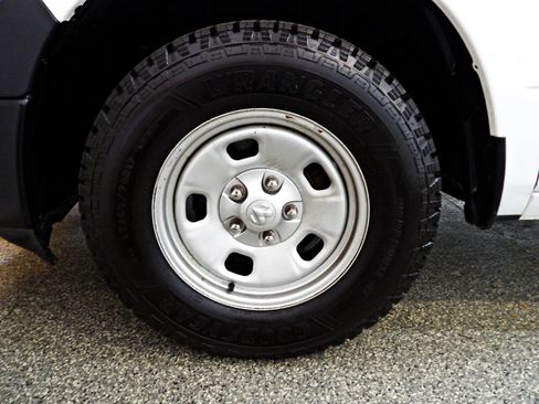Used 2018 RAM 1500 Tradesman RWD image 23