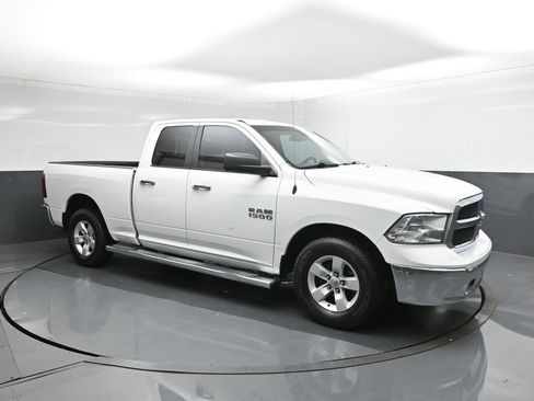 Used 2017 RAM 1500 Classic SLT RWD image 26