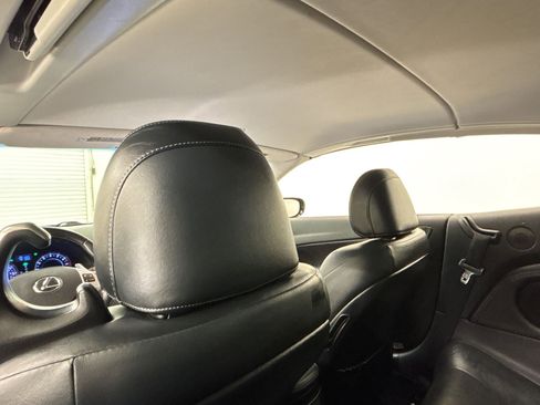 Used 2011 Lexus IS 350C w/ Luxury Pkg RWD image 29