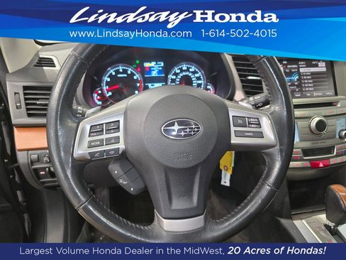 Used 2013 Subaru Outback 3.6R Limited image 16