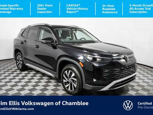 Certified 2025 Volkswagen Tiguan S AWD/4WD image 1