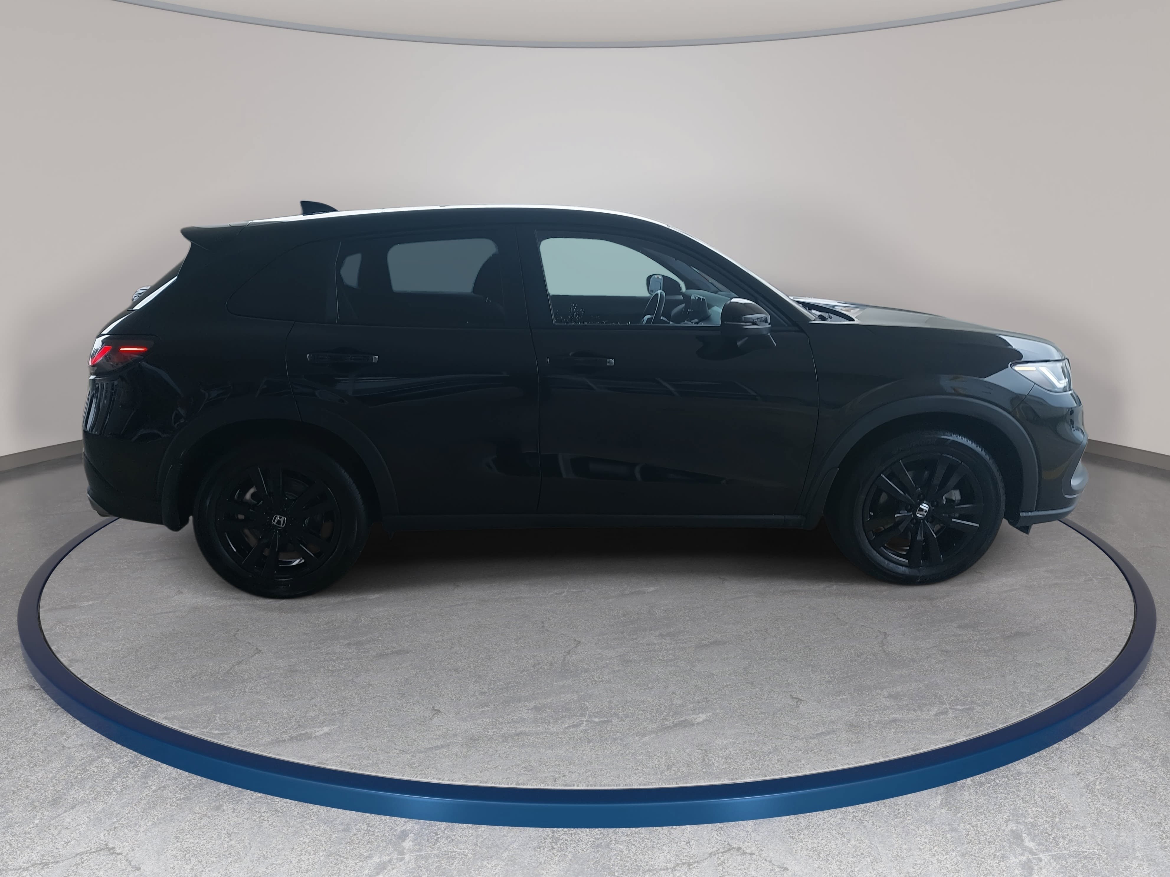 Used 2026 Honda HR-V Sport image 4