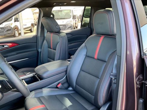 Used 2026 Chevrolet Traverse RS w/ LPO, Floor Liner Package image 9