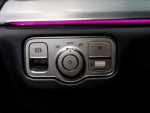 Used 2025 Mercedes-Benz GLS 450 4MATIC image 27