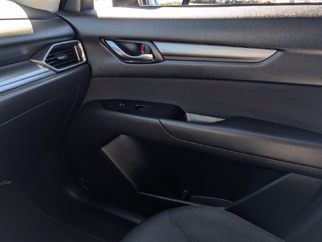 Used 2017 MAZDA CX-5 Sport FWD image 22