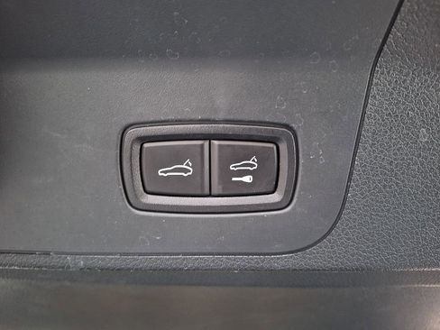 Used 2022 Porsche Panamera 4 image 27